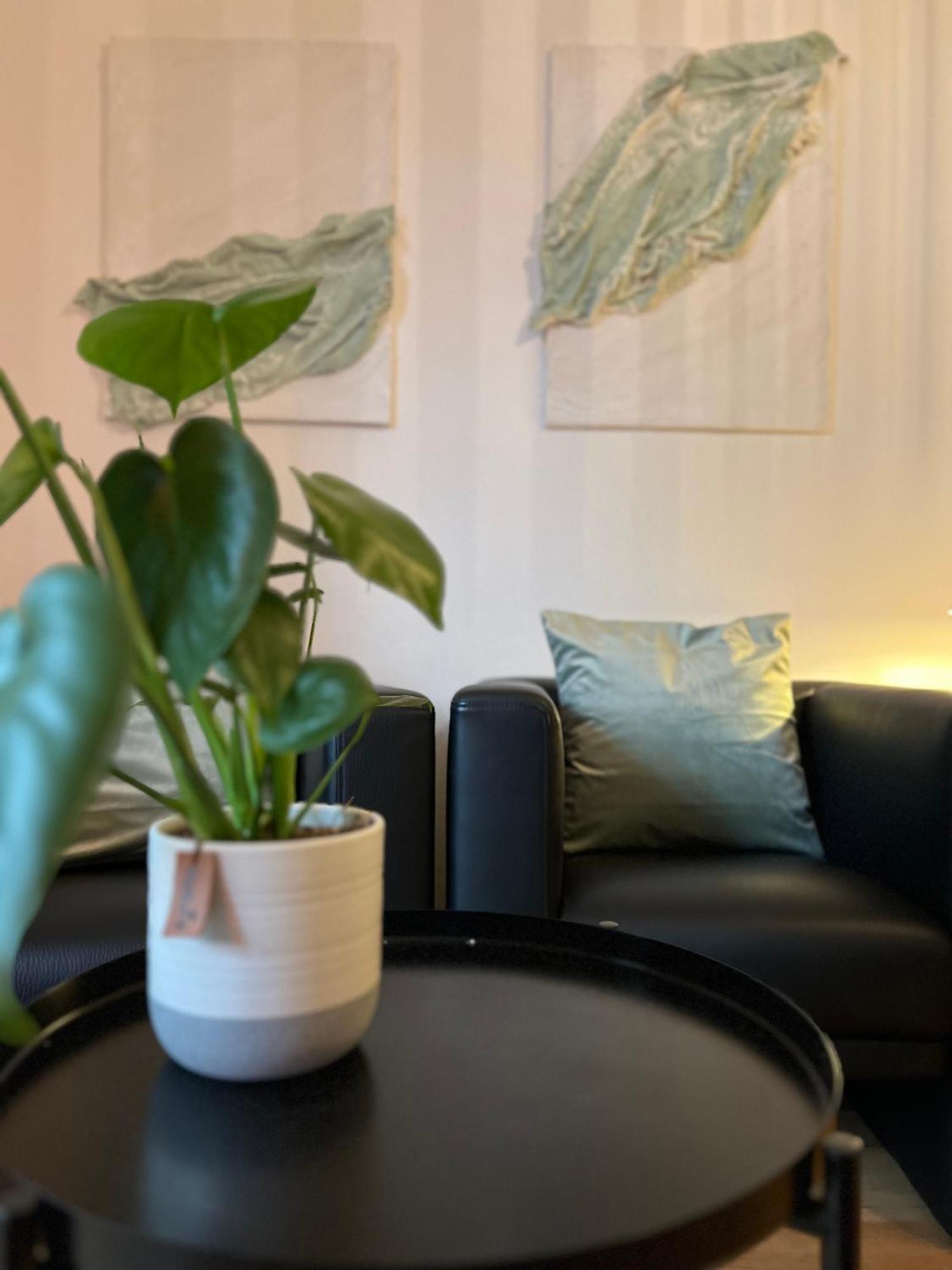 Mintara Komfort Apartment Mit Grill -Terrasse, Sky Und Parkplatz Magdeburg Kültér fotó