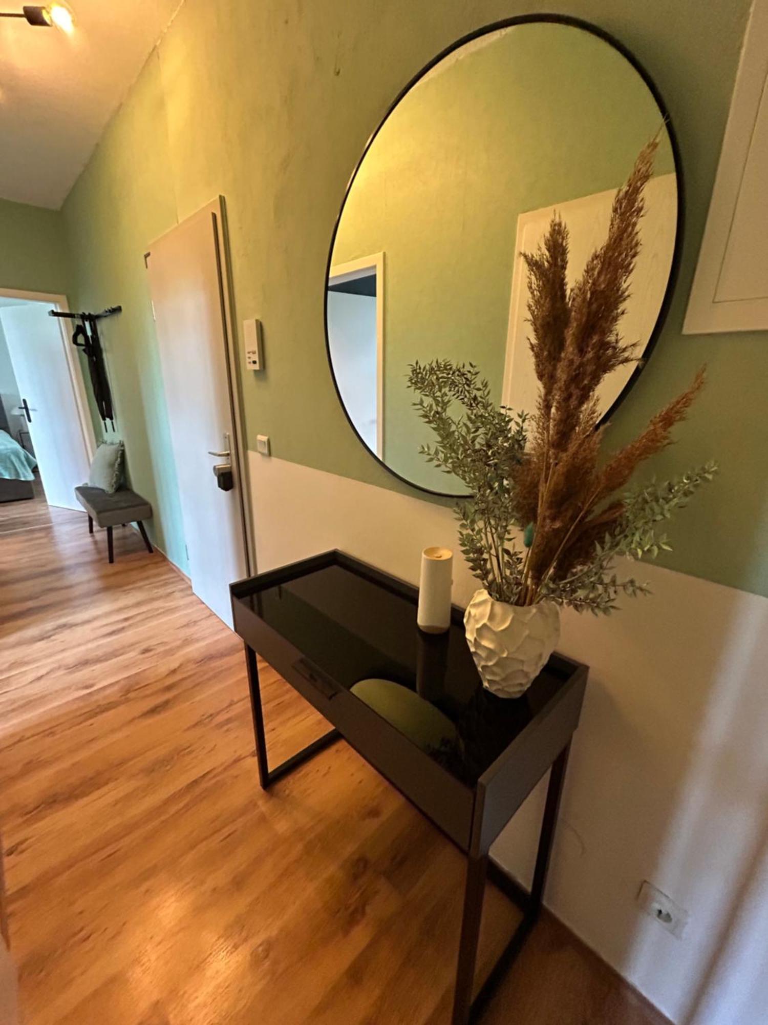 Mintara Komfort Apartment Mit Grill -Terrasse, Sky Und Parkplatz Magdeburg Kültér fotó